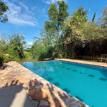 Yellow Haven Lodge Кампала Экстерьер фото