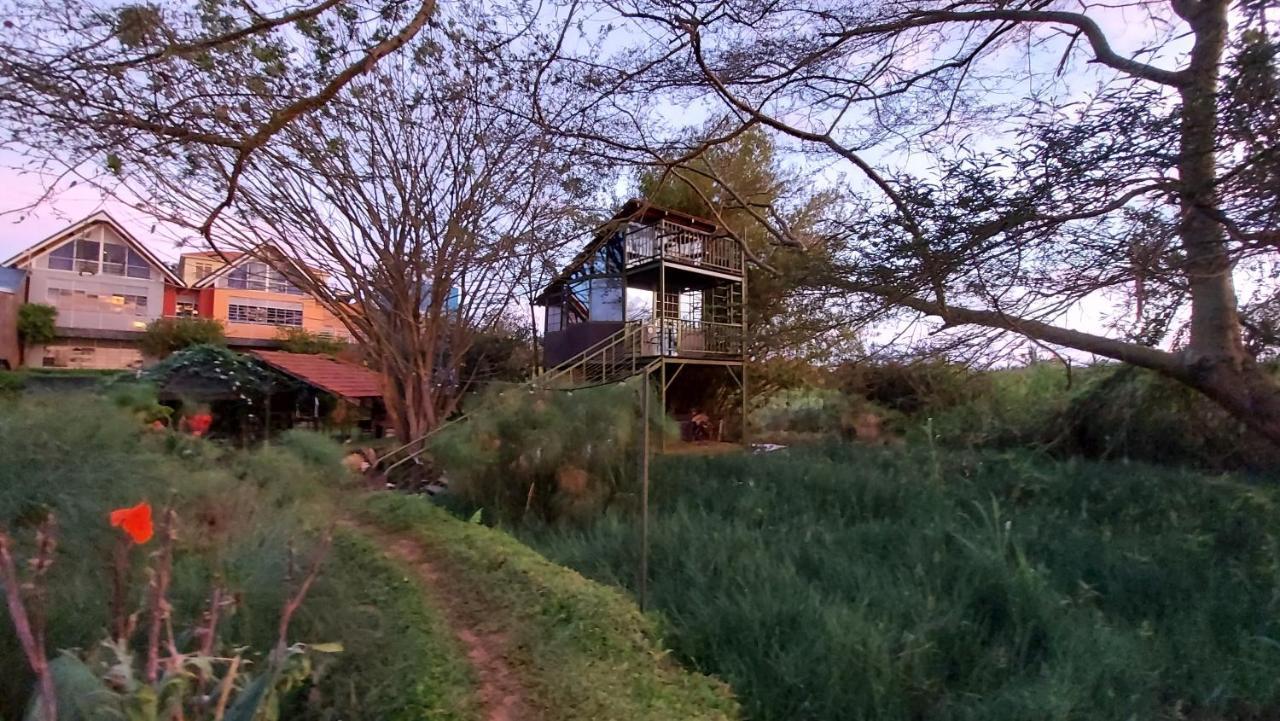 Yellow Haven Lodge Кампала Экстерьер фото