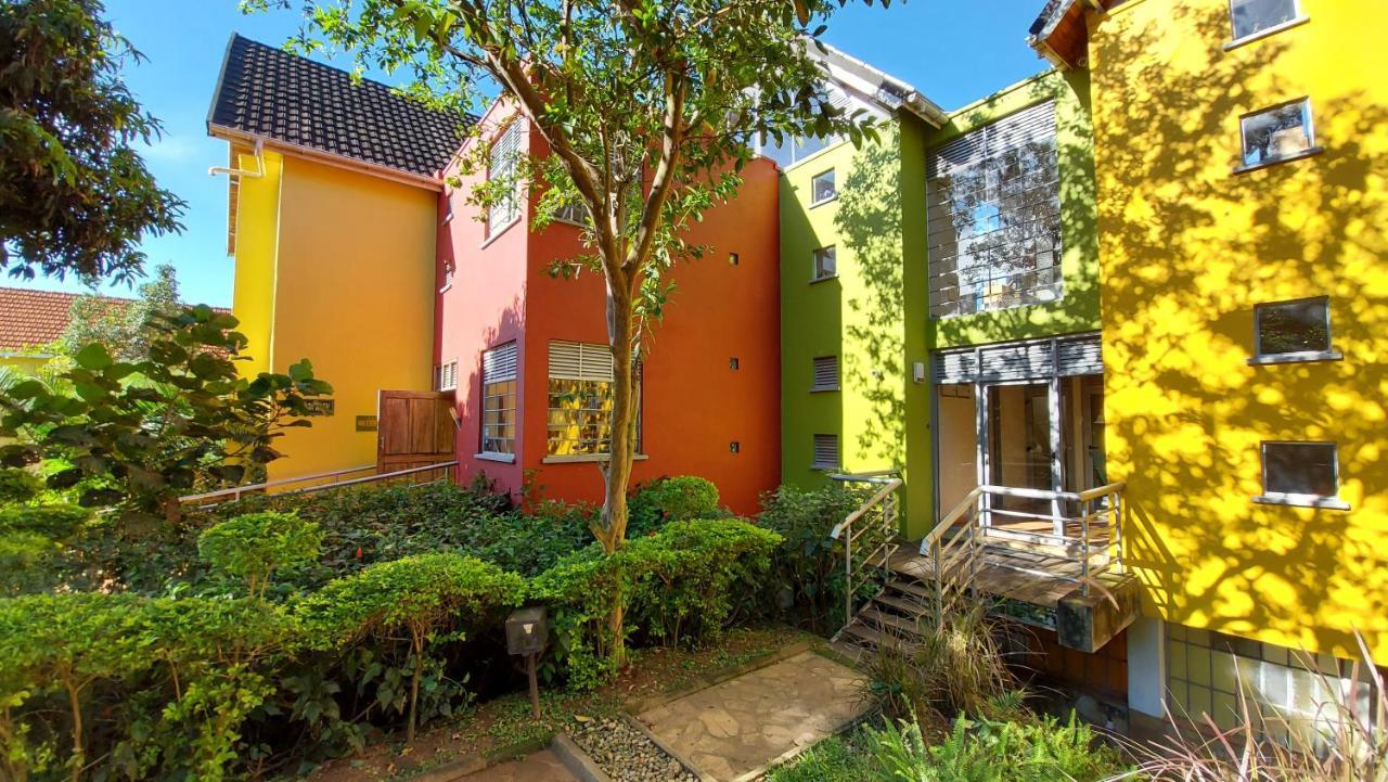 Yellow Haven Lodge Кампала Экстерьер фото