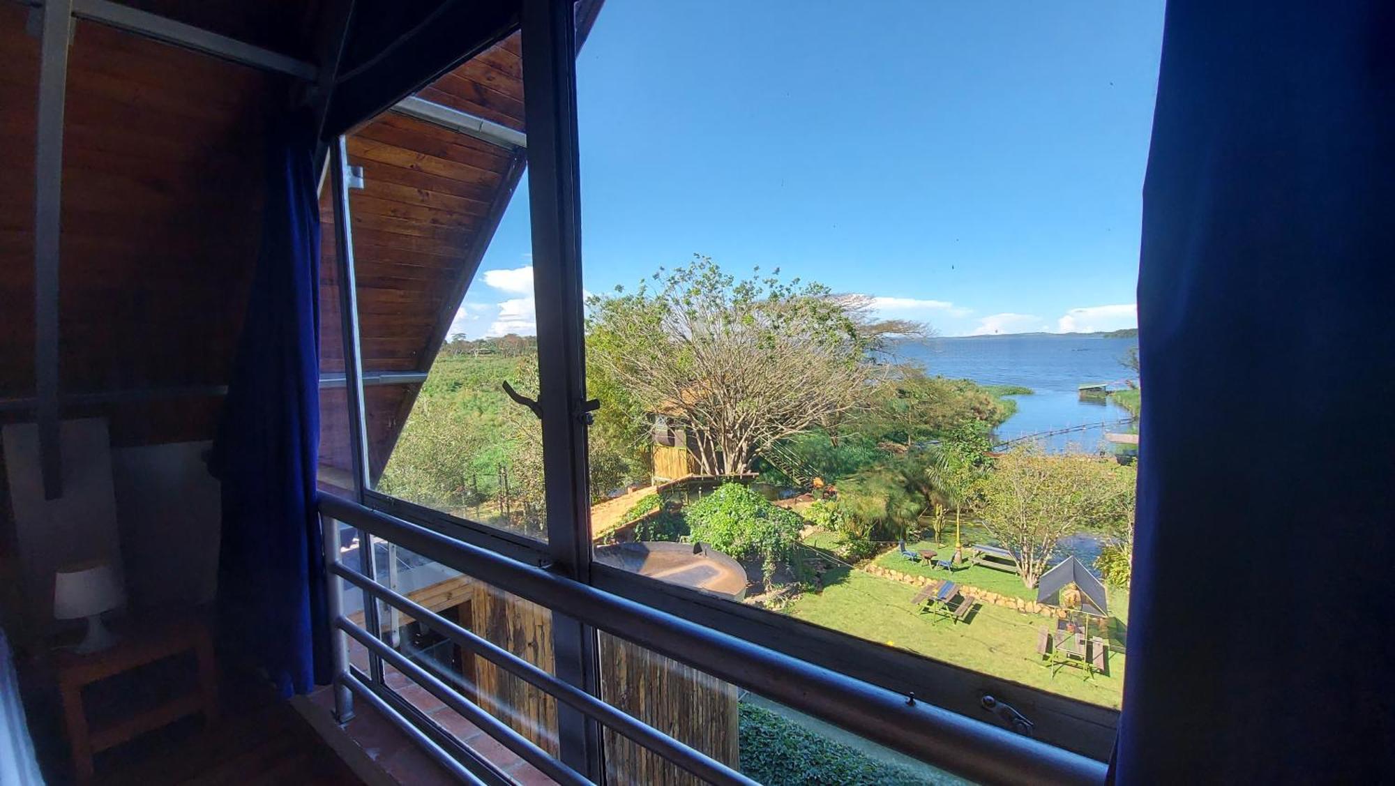 Yellow Haven Lodge Кампала Номер фото