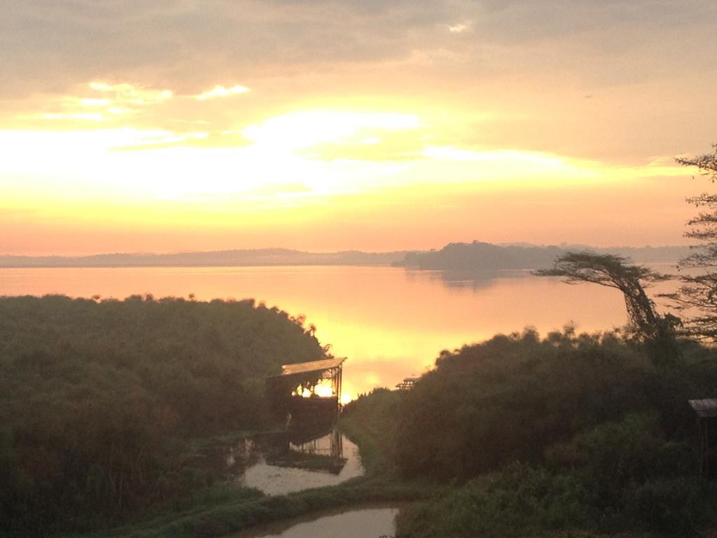 Yellow Haven Lodge Кампала Экстерьер фото