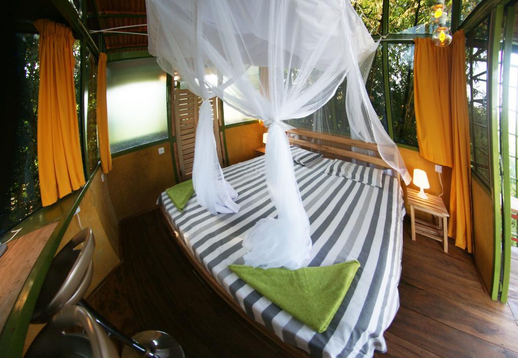 Yellow Haven Lodge Кампала Экстерьер фото