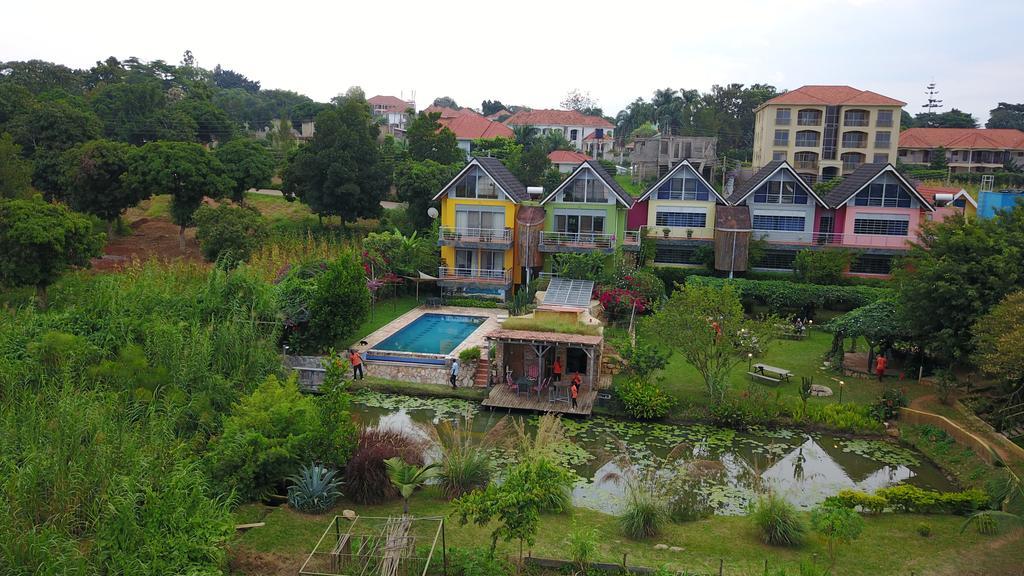 Yellow Haven Lodge Кампала Экстерьер фото