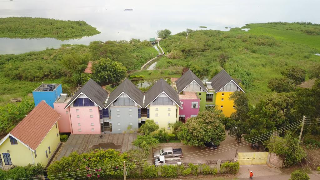 Yellow Haven Lodge Кампала Экстерьер фото
